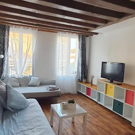 Superbe Studio Bord De Marne Jouarre