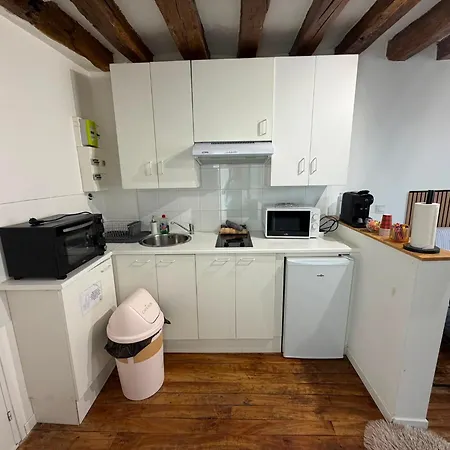studio calme tout équipé en Bord de Marne - Proche Disney Appartement